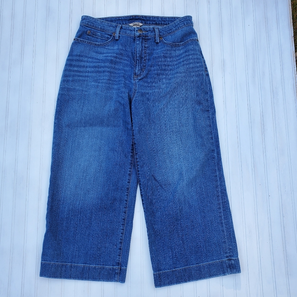 Duluth Trading Women's Flare Jeans Dark 5 Pockets Durable  Size‎ 10x23 Capri